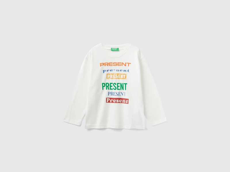 T-shirt in caldo cotone con stampa