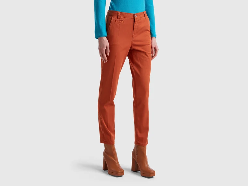 Chino slim fit marrone