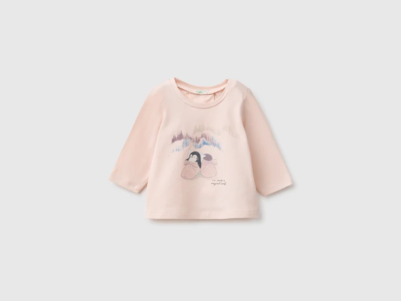 T-shirt con stampa glitterata
