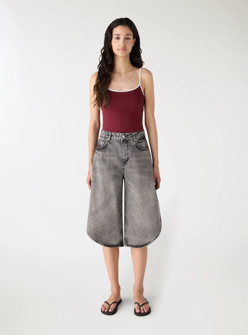 Jorts a gamba ampia con stampa