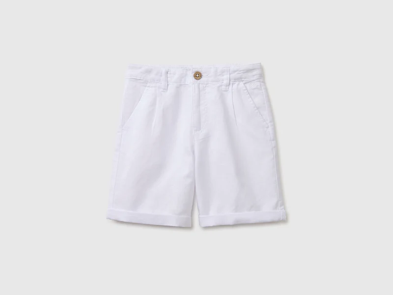 Pantaloni corti in misto lino