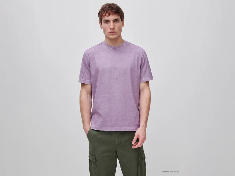 T-shirt con tintura a pigmento