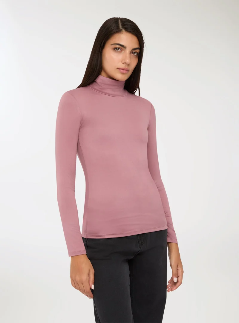 T-shirt basic a lupetto in tessuto caldo