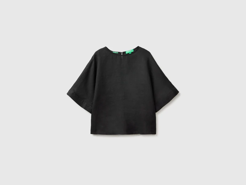 Blusa girocollo in puro lino