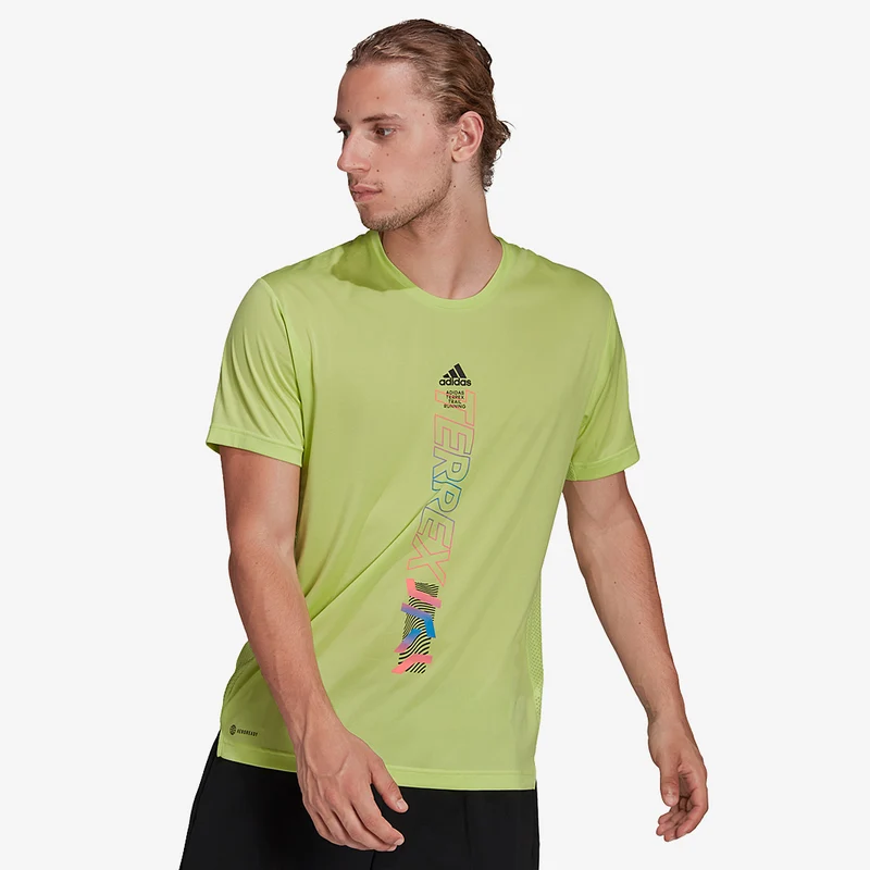 T-Shirt adidas Agravic