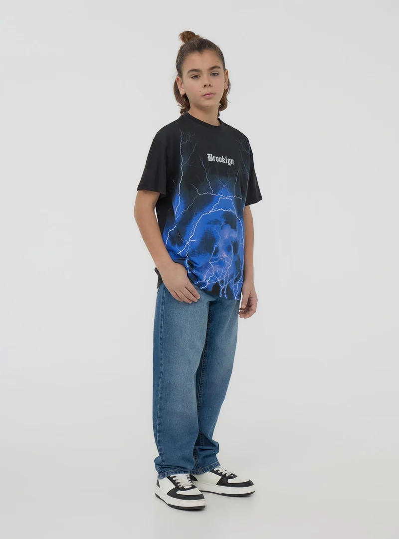 T-shirt stampa fulmini con scritta