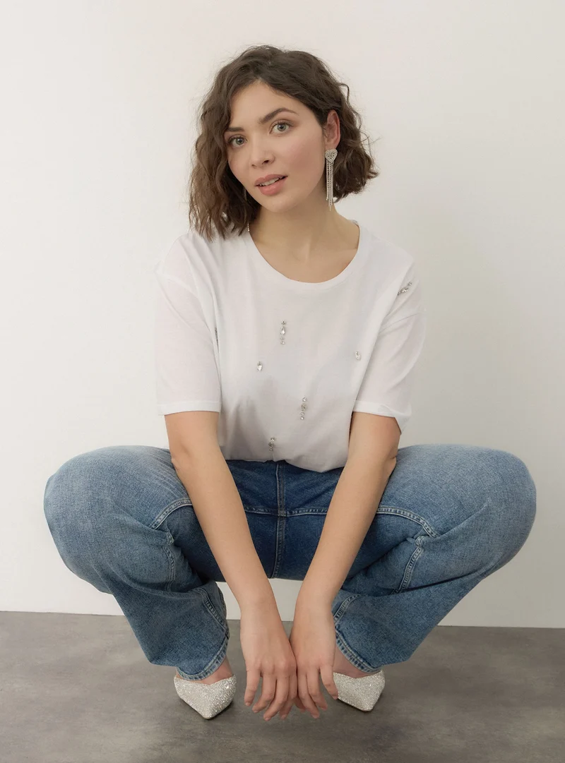 T-shirt tinta unita con strass
