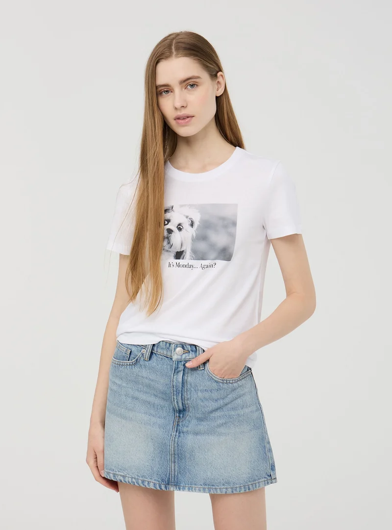 T-shirt foto divertente cagnolino