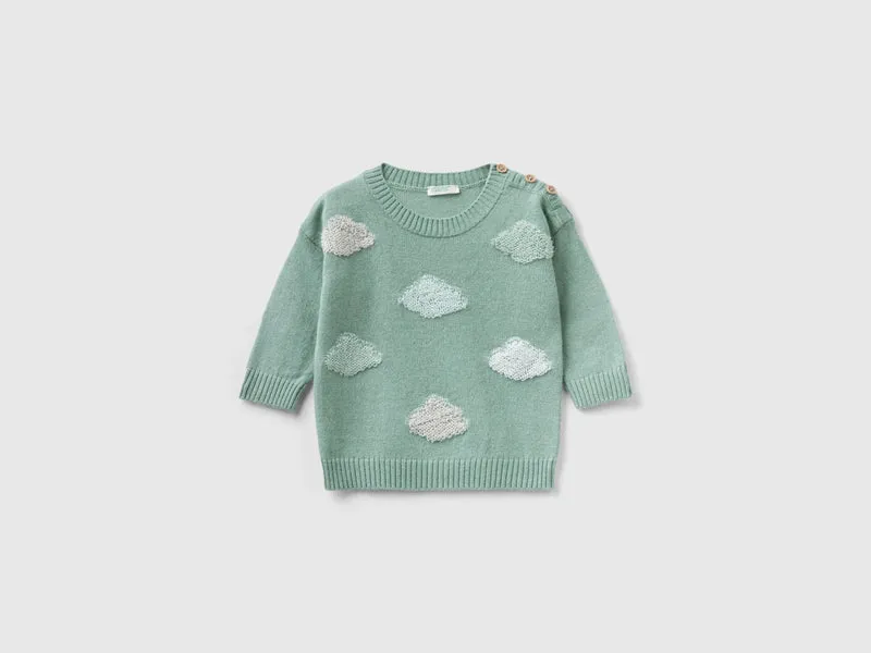 Maglia con nuvolette in misto lana riciclata