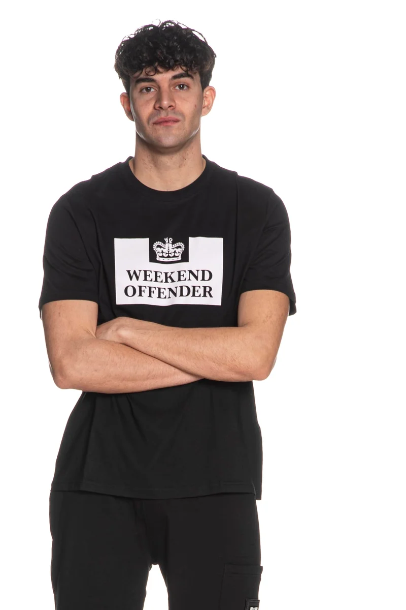 T Shirt Weekend Offender Prison Da Uomo Nera
