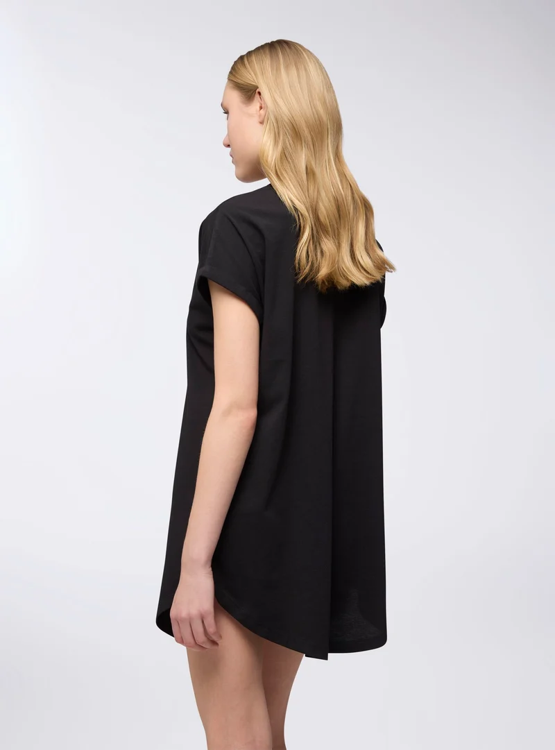 T-shirt maxi del pigiama con scritta e fiori