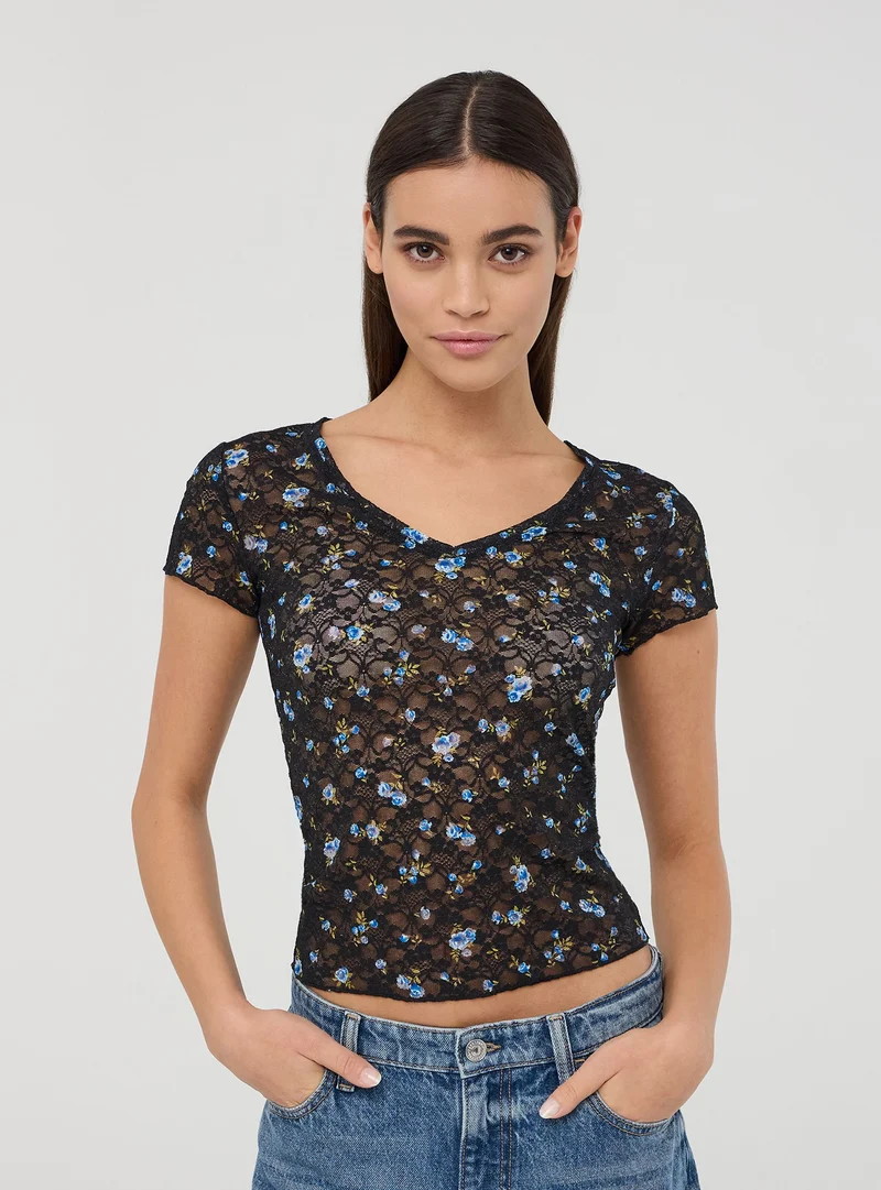 T-shirt in pizzo floreale