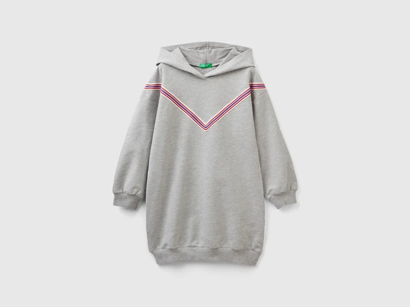 Vestito in felpa con cappuccio