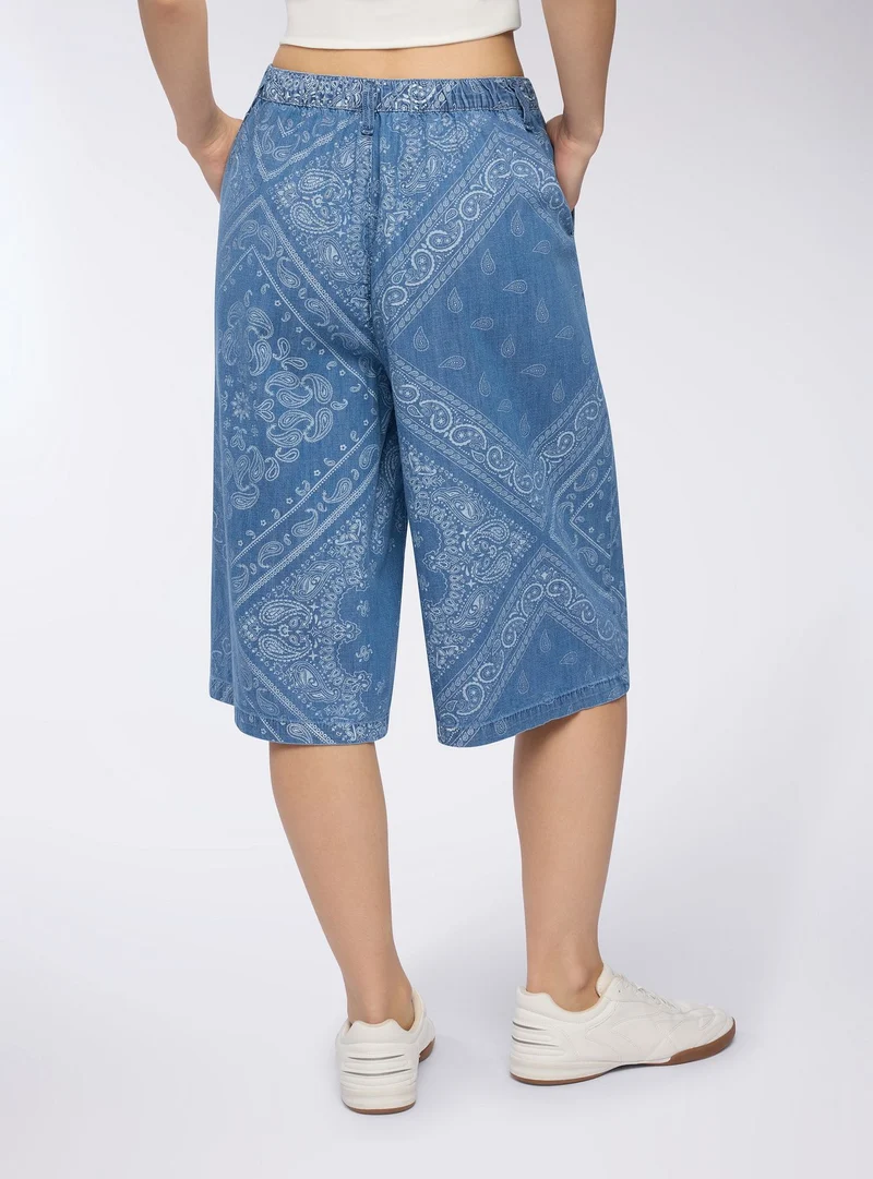 Jorts fantasia bandana