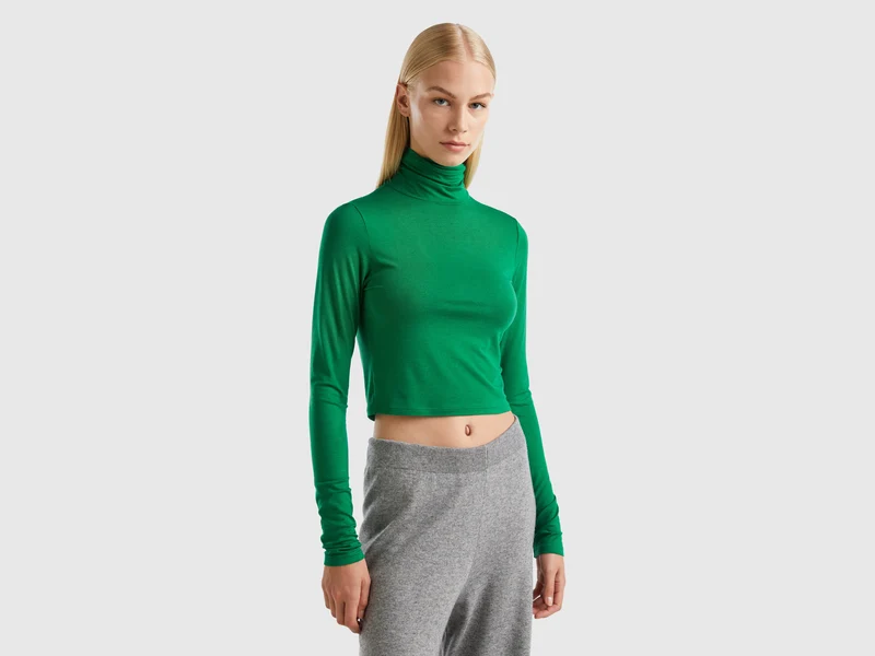 T-shirt con collo alto