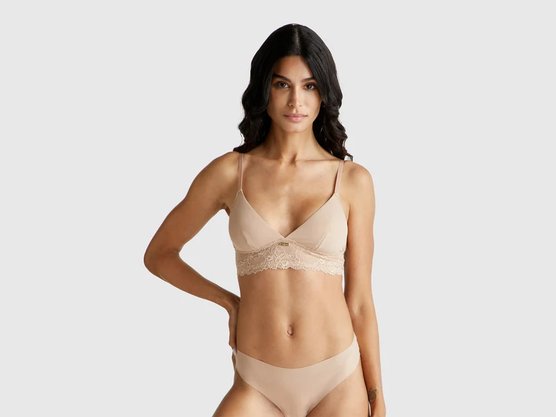 Reggiseno a triangolo con pizzo