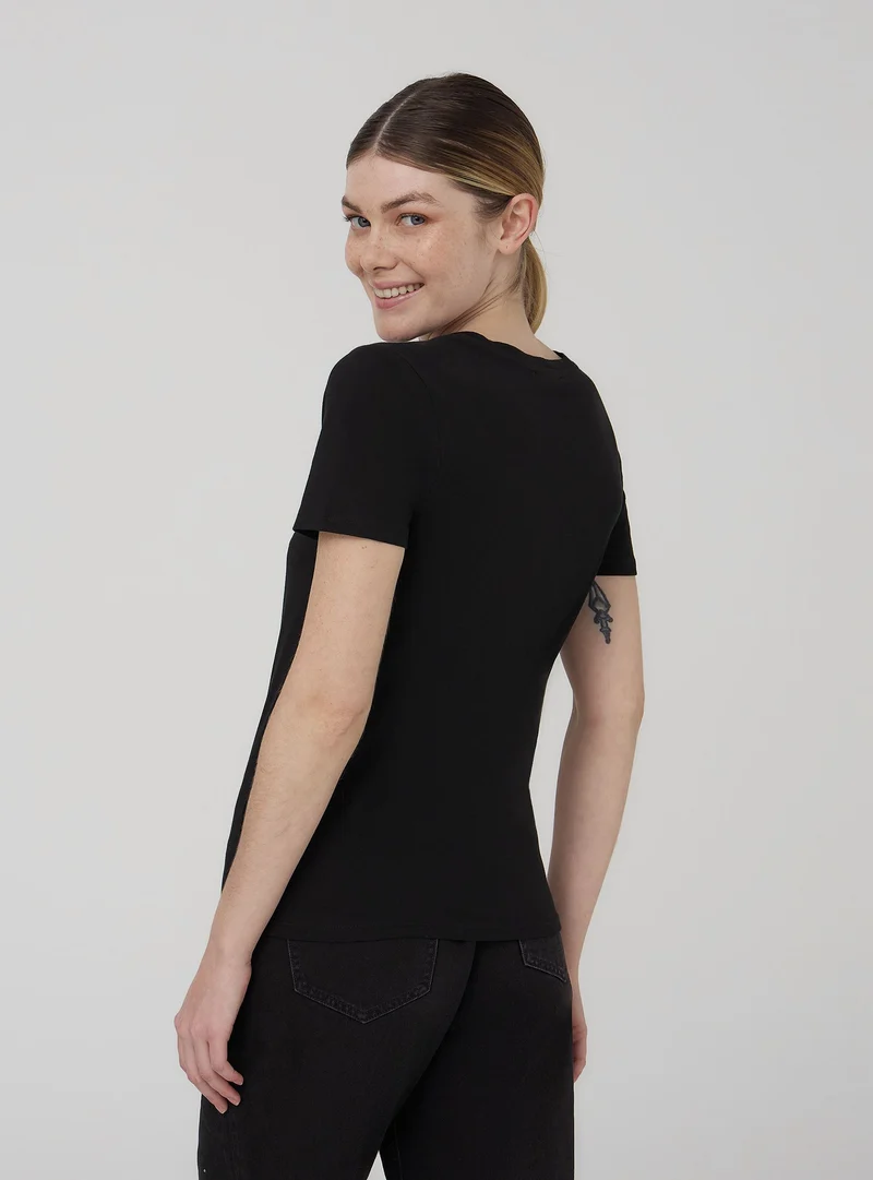 T-shirt stampa cuore con scritta