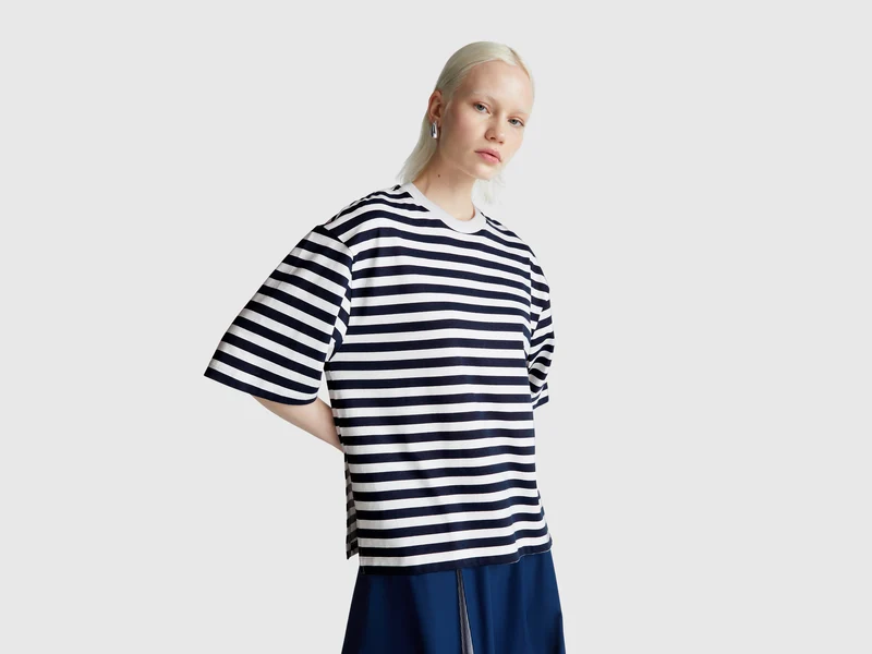 T-shirt a righe over fit