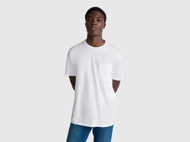T-shirt in cotone con taschino