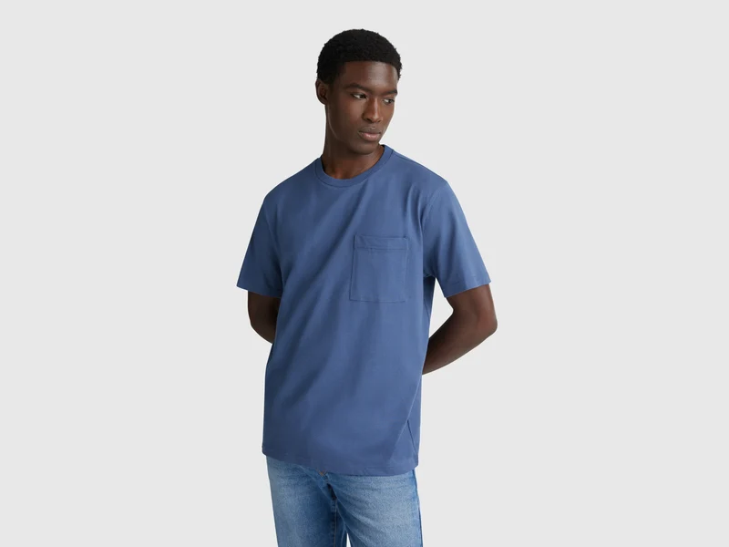 T-shirt in cotone con taschino