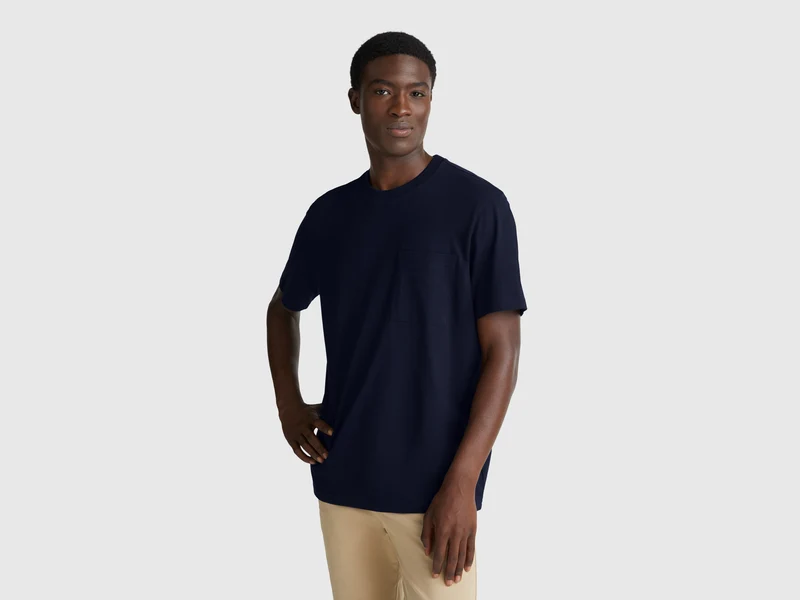 T-shirt in cotone con taschino