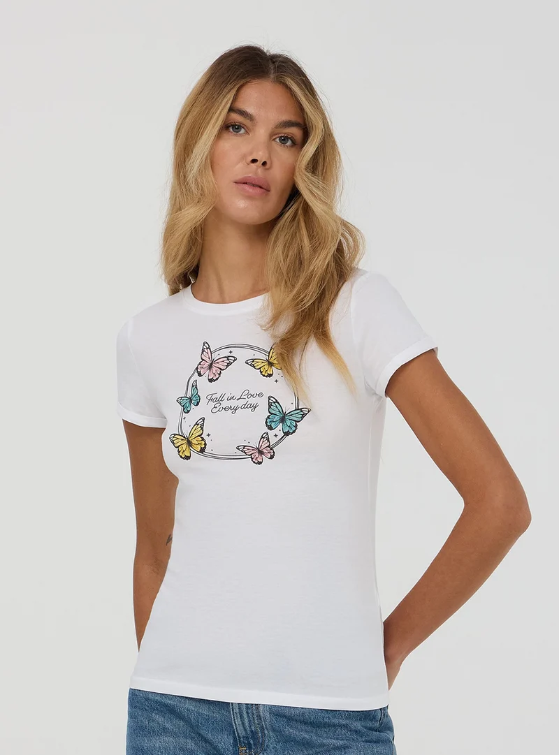 T-shirt slim fit con stampa farfalle