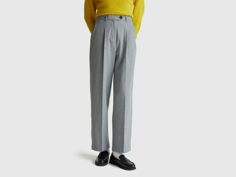Pantaloni ampi in flanella