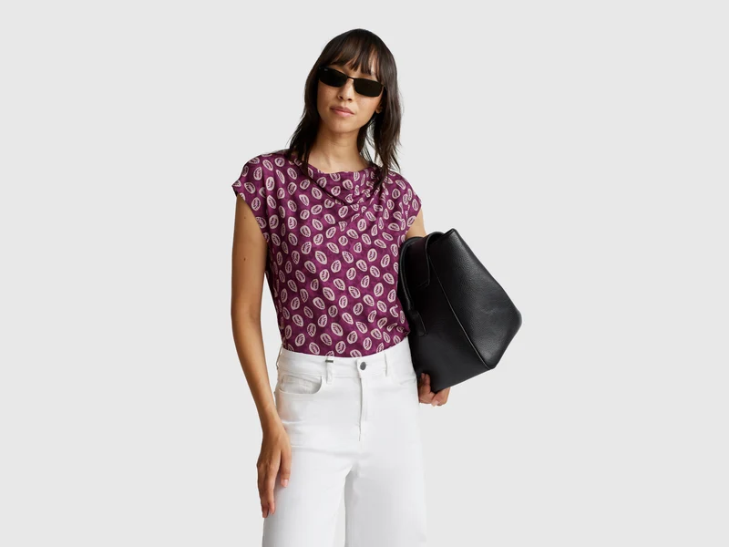 Top con stampa bandana