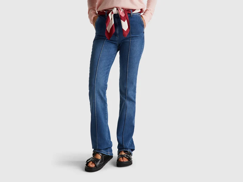 Jeans flare fit