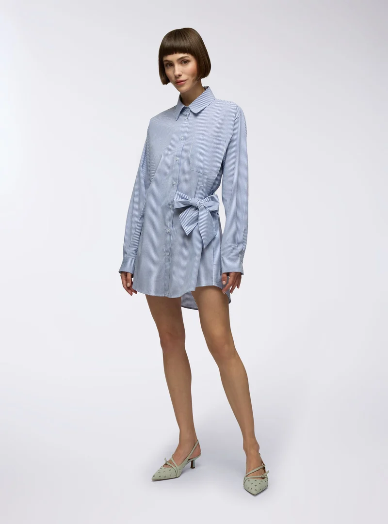Vestito chemisier a righe con nodo