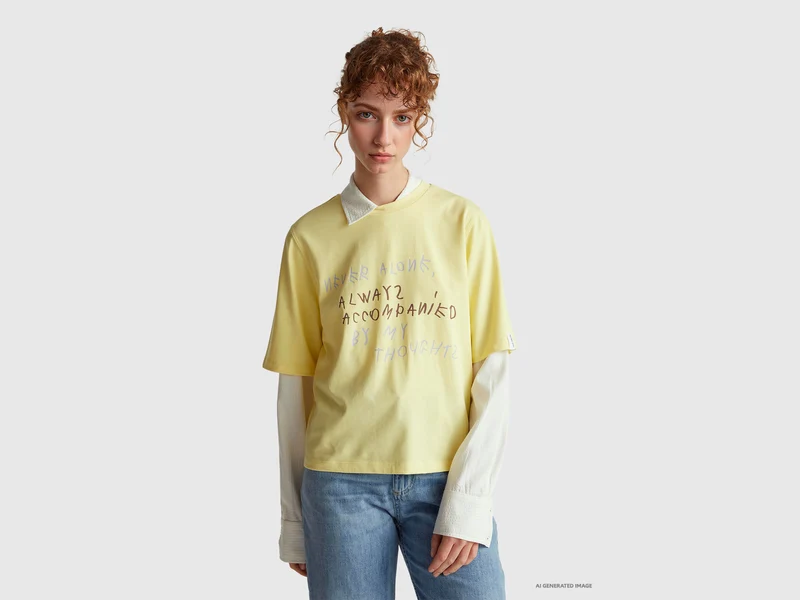 T-shirt gialla con stampa Coco Capitán