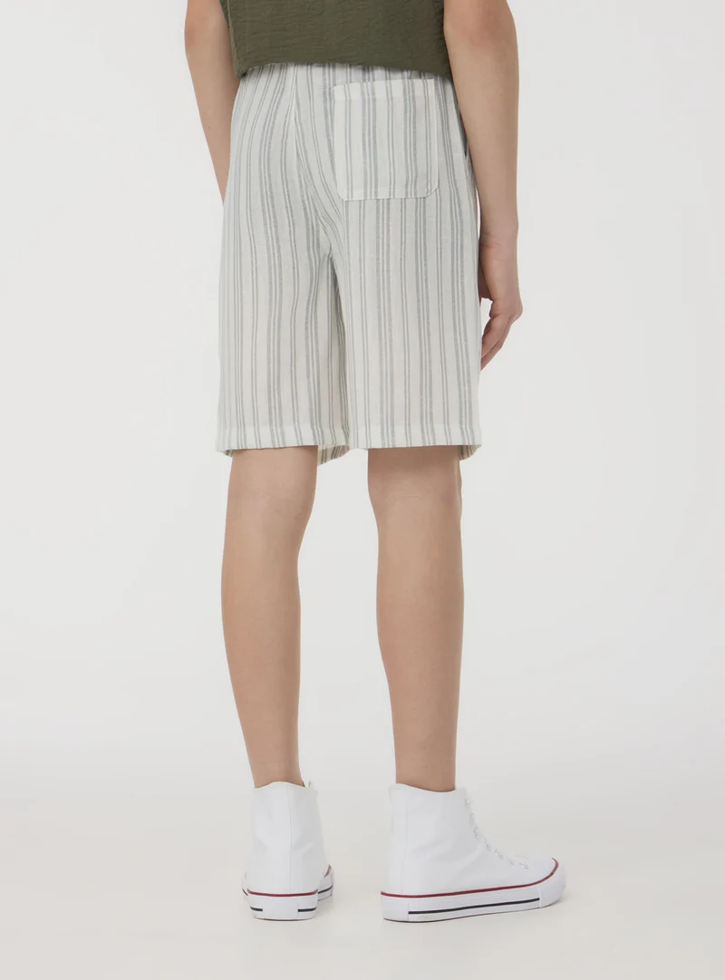 Shorts jogger a righe tessuto leggero