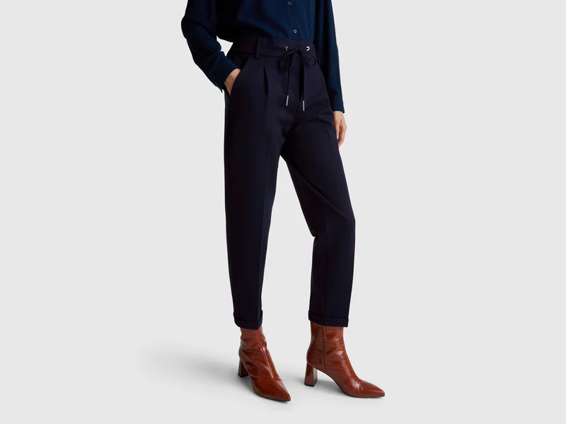 Pantaloni tinta unita con coulisse