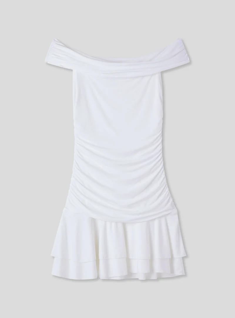 Vestito con drappeggio e balze