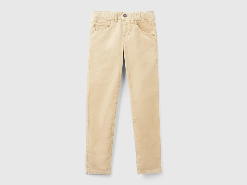 Pantaloni slim fit in velluto stretch
