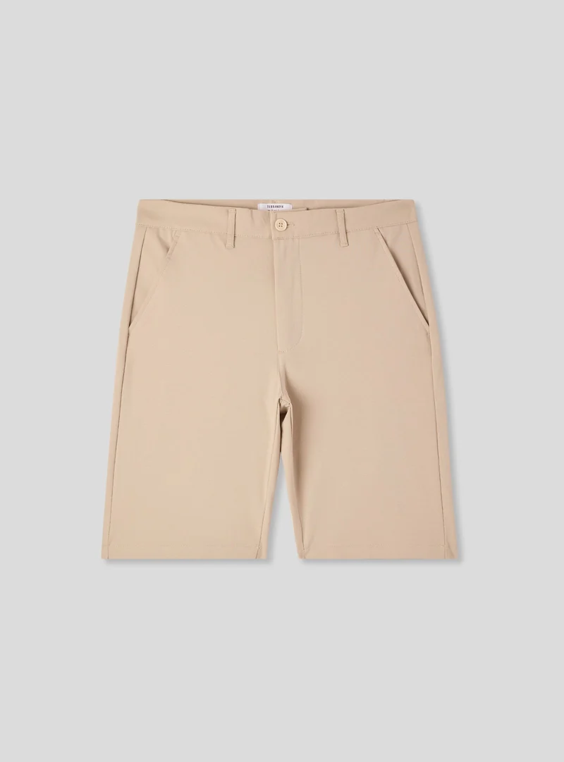 Pantaloncini chino tinta unita