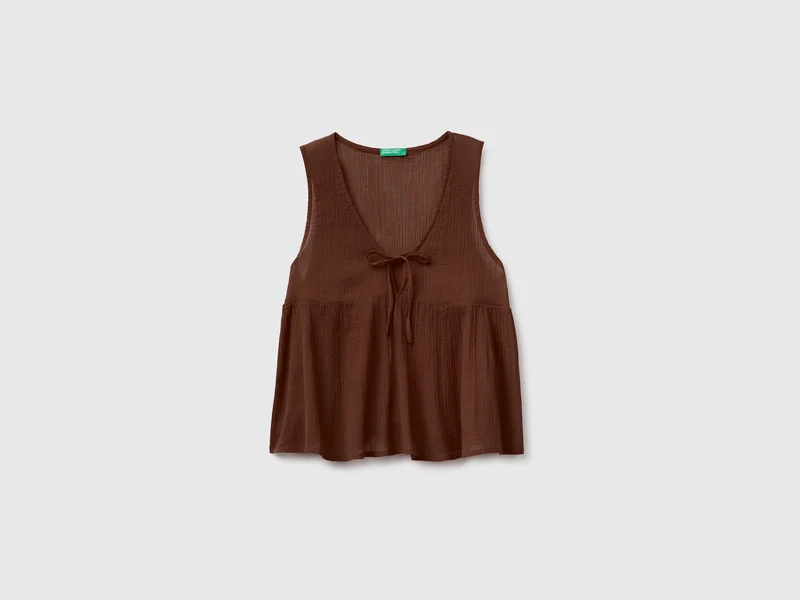 Top scollo a V con lacci