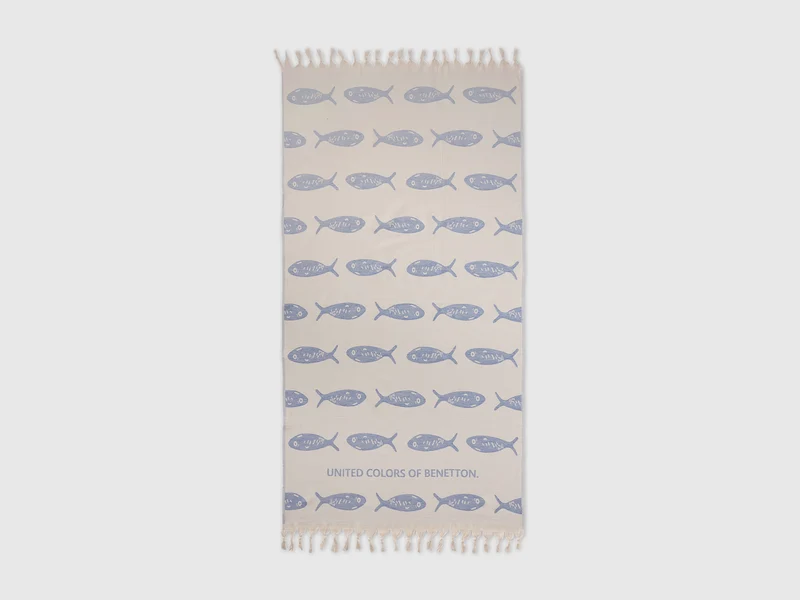 Telo mare jacquard con pesci blu