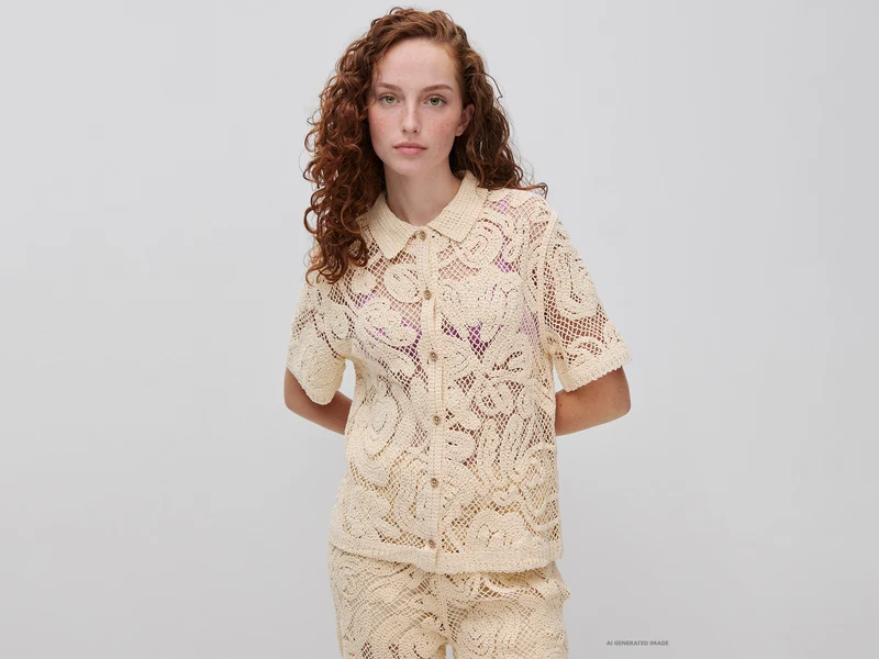 Camicia in maglia ricamata