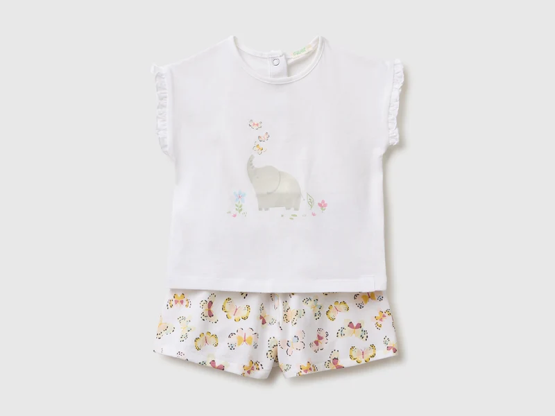 Completino t-shirt e shorts fantasia