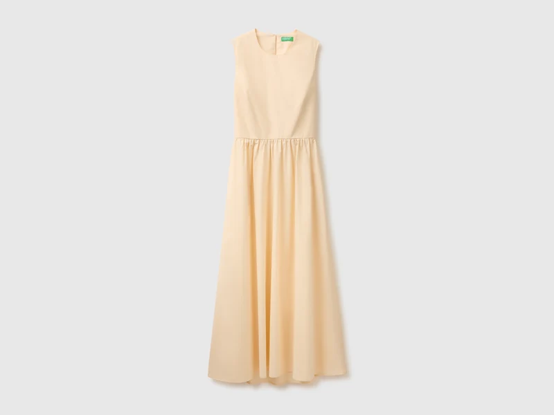 Vestito midi smanicato