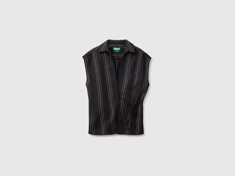 Blusa incrociata in misto lino
