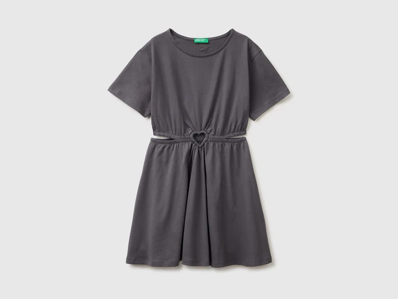 Vestito cut-out con cuore