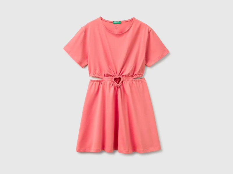 Vestito cut-out con cuore