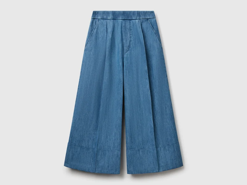 Pantaloni cropped in denim