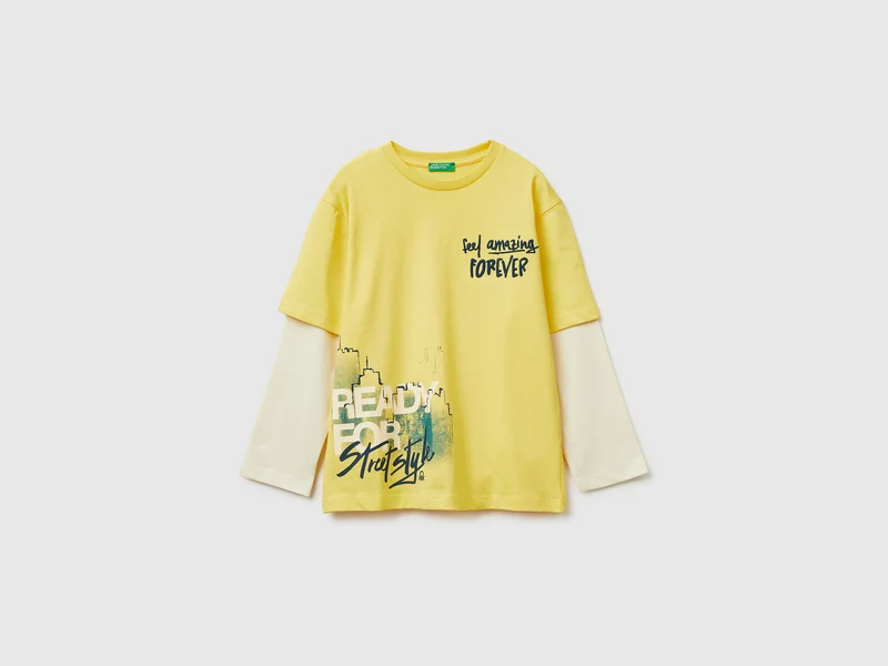T-shirt con doppia manica