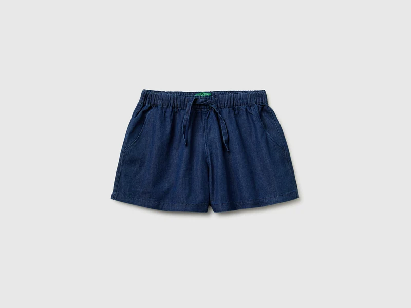 Shorts in chambray