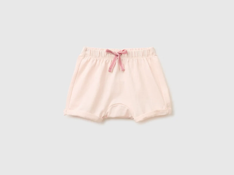 Shorts con ricamo animaletto