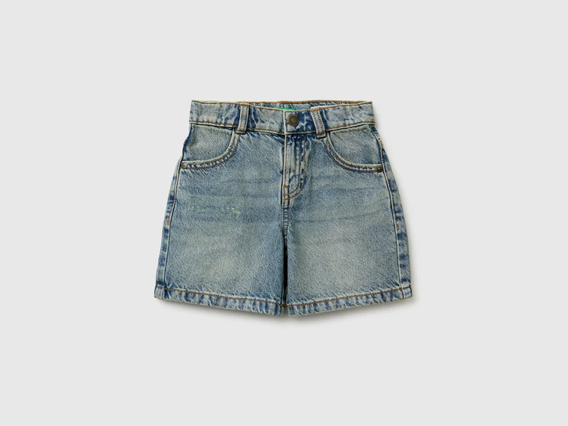 Bermuda di jeans effetto used