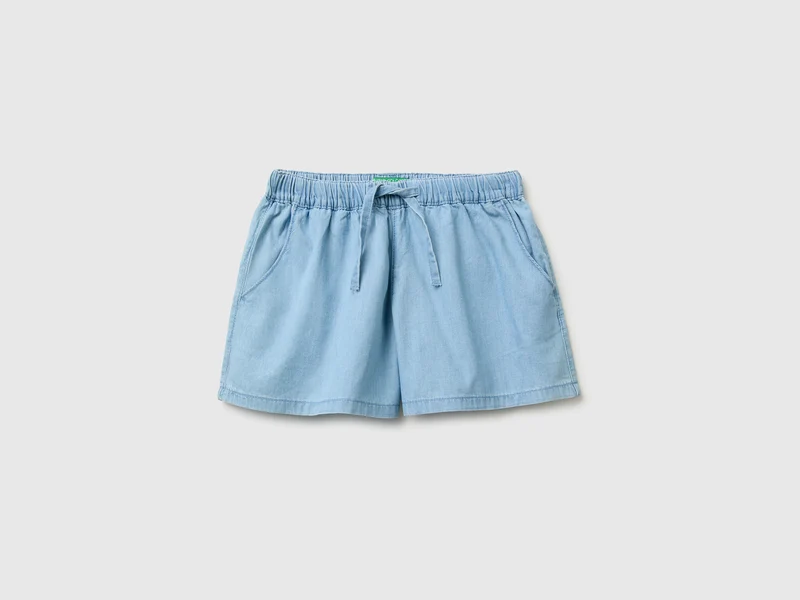 Shorts in chambray